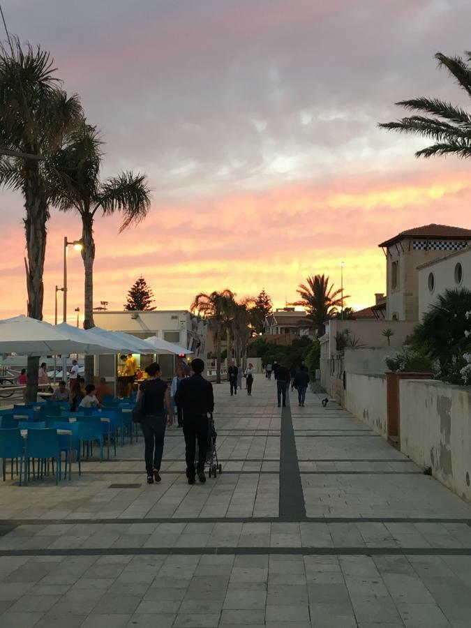 L'Onda Bed & Breakfast Marina di Ragusa Ngoại thất bức ảnh