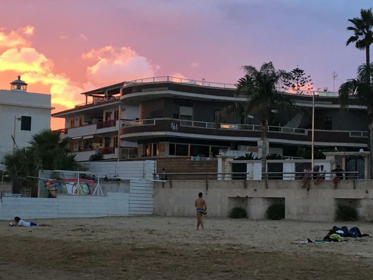 L'Onda Bed & Breakfast Marina di Ragusa Ngoại thất bức ảnh