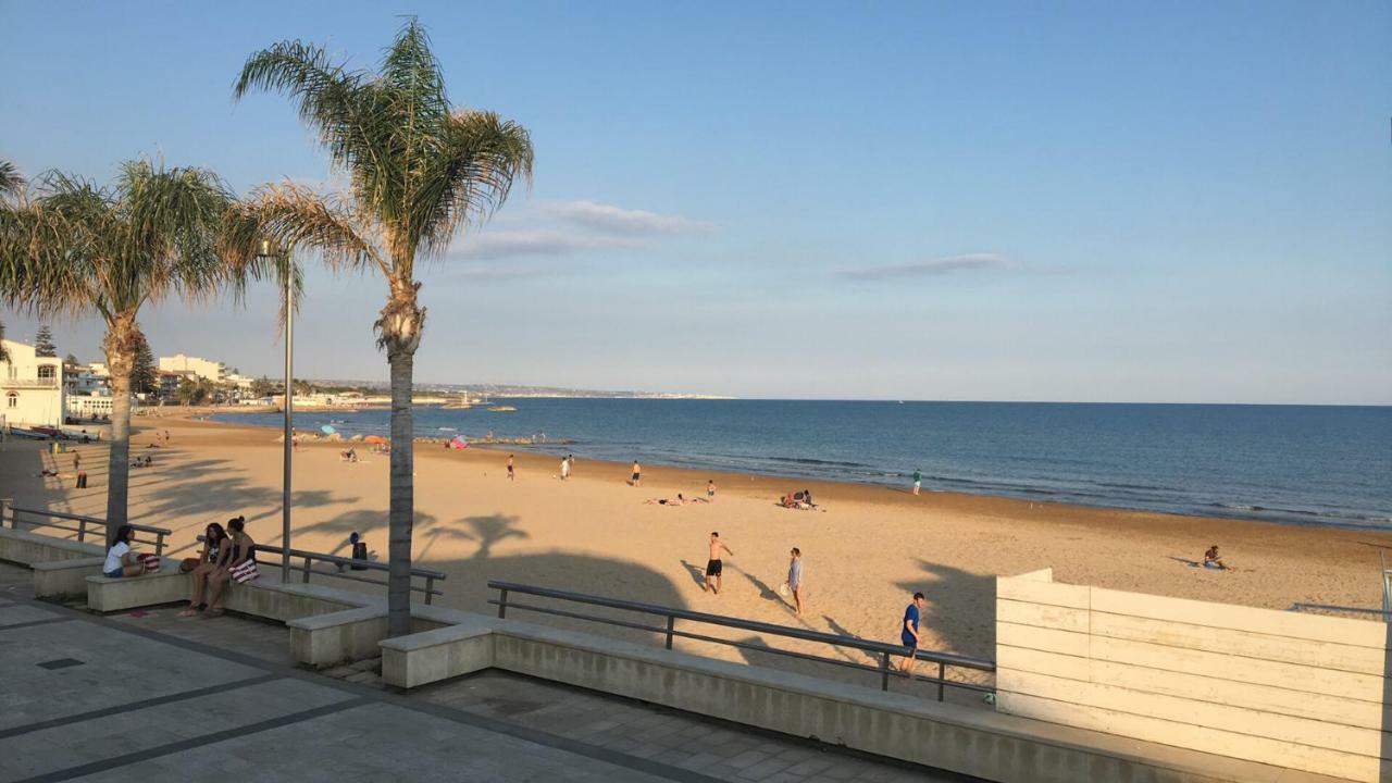 L'Onda Bed & Breakfast Marina di Ragusa Ngoại thất bức ảnh